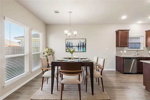 $319,900 | 2016 Brisbane Way, Bryan, TX 77807