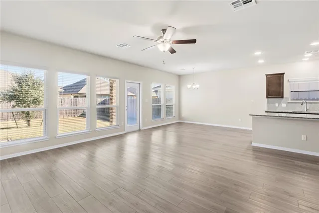 $319,900 | 2016 Brisbane Way, Bryan, TX 77807