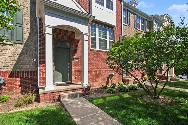$2,450 | 44510 Ellery Lane, Novi, MI 48377