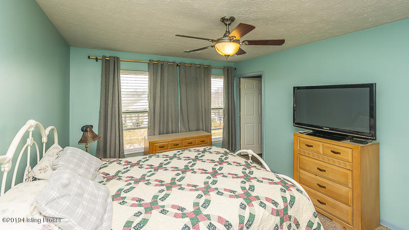 7906 Westbrook Road Louisville, KY 40258 - Photo 28 of 40 _DSC5141
