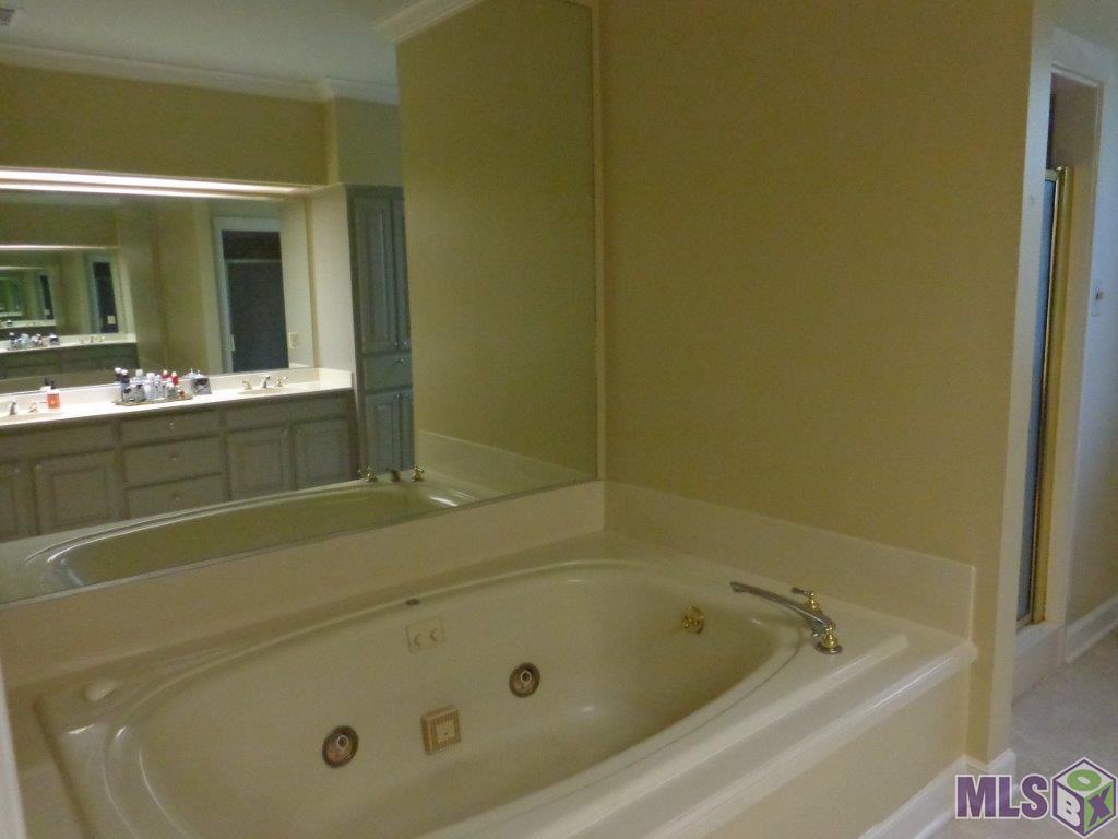 9934 Regency Drive Baton Rouge, LA 70815 - Photo 22 of 26 Gallery Image 22