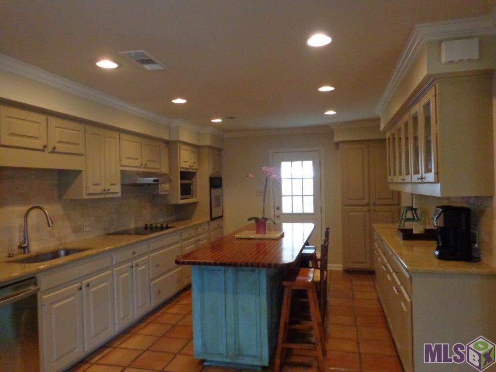 9934 Regency Drive Baton Rouge, LA 70815 - Photo 5 of 26 Gallery Image 5