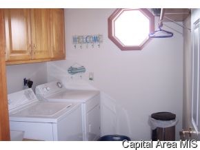 327 Bristol Road Chatham, IL 62629 - Photo 12 of 12 Gallery Image 12