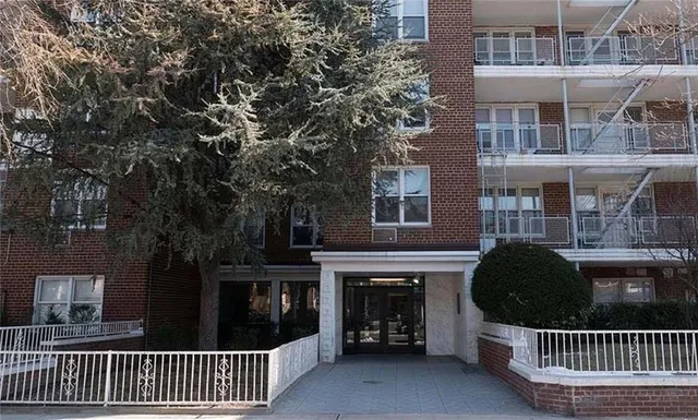 $230,000 | 2035 East 7th Street, Unit 4D | Sheepshead Bay