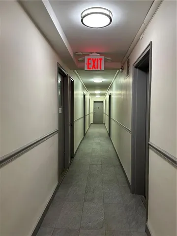 a very nice looking an empty room