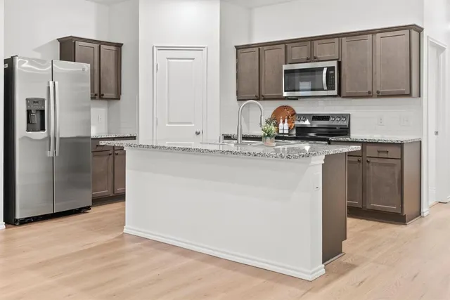 $1,800 | 103 Gallant Fox Lane, Caddo Mills, TX 75135