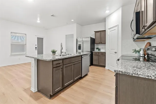 $1,800 | 103 Gallant Fox Lane, Caddo Mills, TX 75135