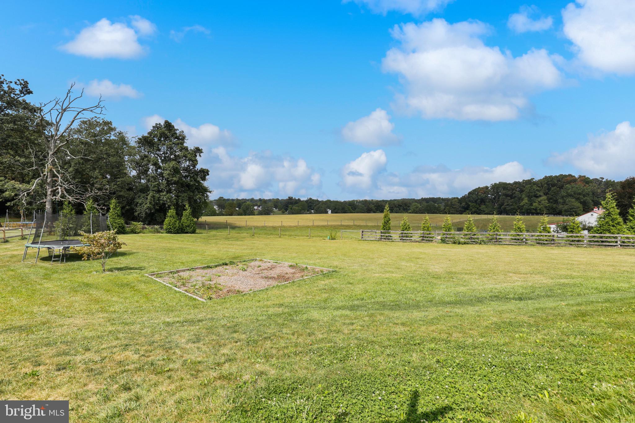 964 Oak Tree Road Westminster, MD 21157 - Photo 32 of 91 Backyard