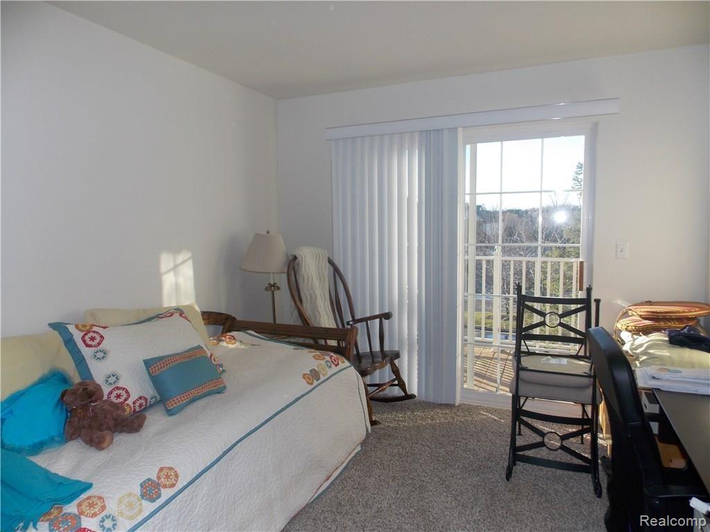 3572 Oakmonte Boulevard, Unit 99 Rochester, MI 48306 - Photo 9 of 13