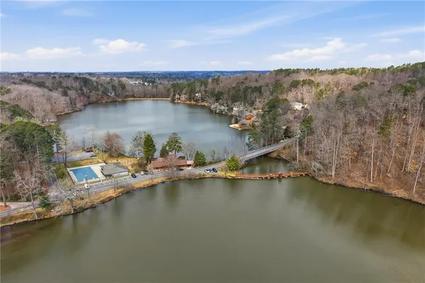 $2,475 | 118 Thrush Drive, Unit B, Roswell, GA 30075