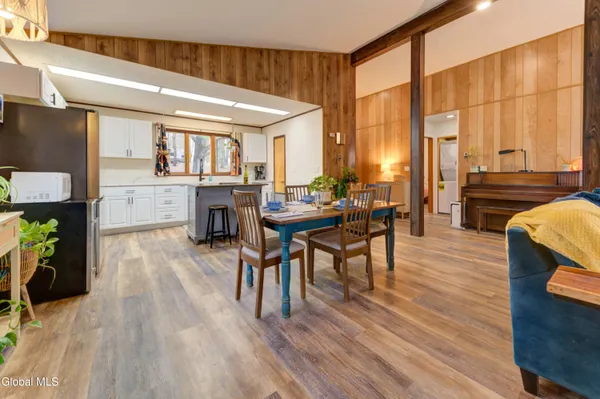 $325,000 | 421 Potter Hill Road, Petersburgh, NY 12138