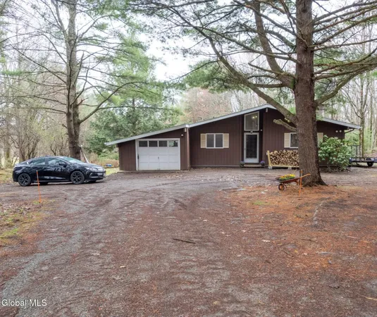 $325,000 | 421 Potter Hill Road, Petersburgh, NY 12138