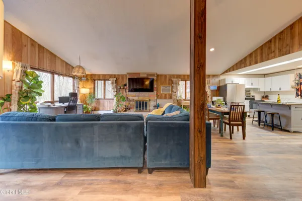 $325,000 | 421 Potter Hill Road, Petersburgh, NY 12138