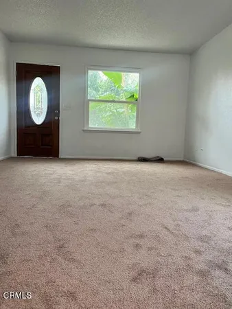 $2,500 | 544 Saratoga Street, Fillmore, CA 93015