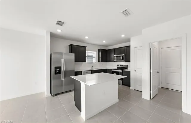 $282,865 | 1209 Caloosa Cv Drive, LaBelle, FL 33935