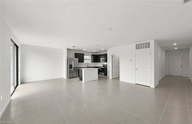 $282,865 | 1209 Caloosa Cv Drive, LaBelle, FL 33935