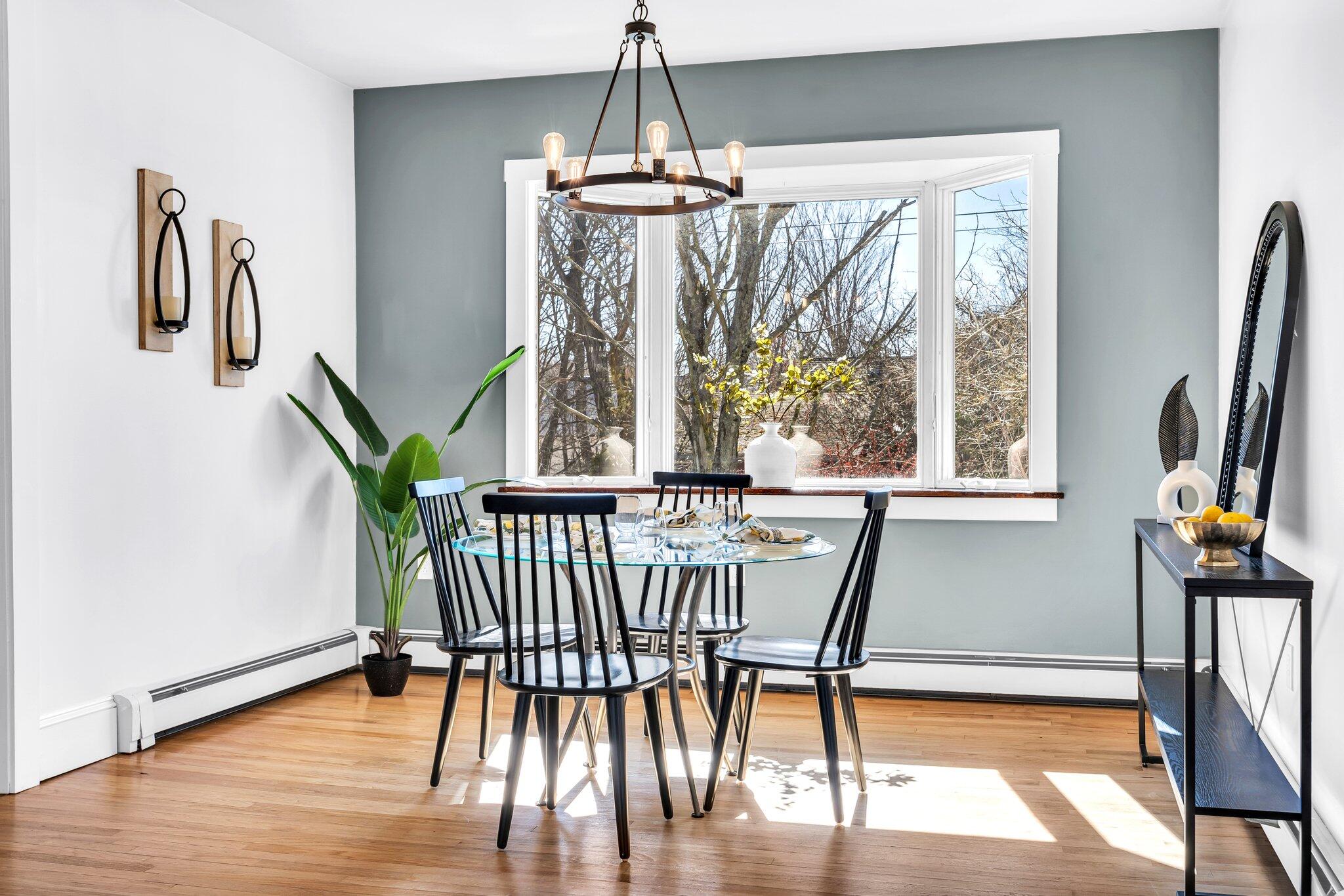 30 Yarmouth Road Gray, ME 04039 - Photo 24 of 120 Dining room.