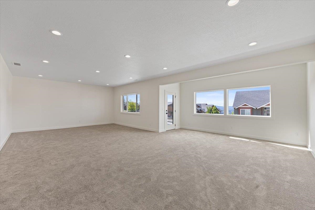 8930 East Ridgeline Lane Spokane, WA 99217 - Photo 21 of 33