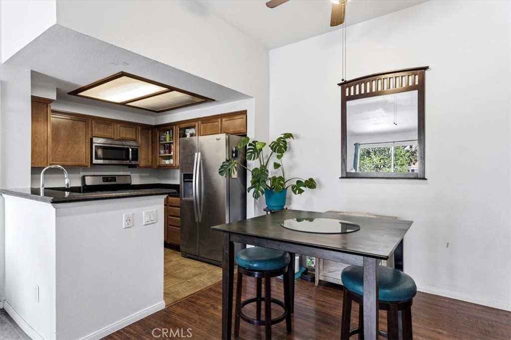 200 East Alessandro Boulevard, Unit 71 Riverside, CA 92508 - Photo 8 of 28