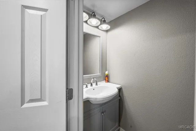 $459,000 | 33334 Bear Road, Running Springs, CA 92382