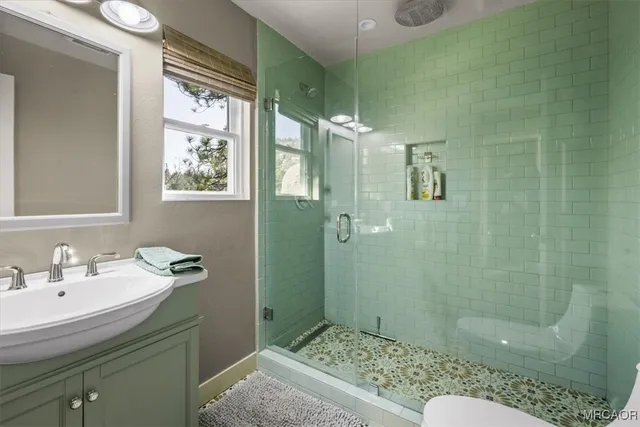 $459,000 | 33334 Bear Road, Running Springs, CA 92382