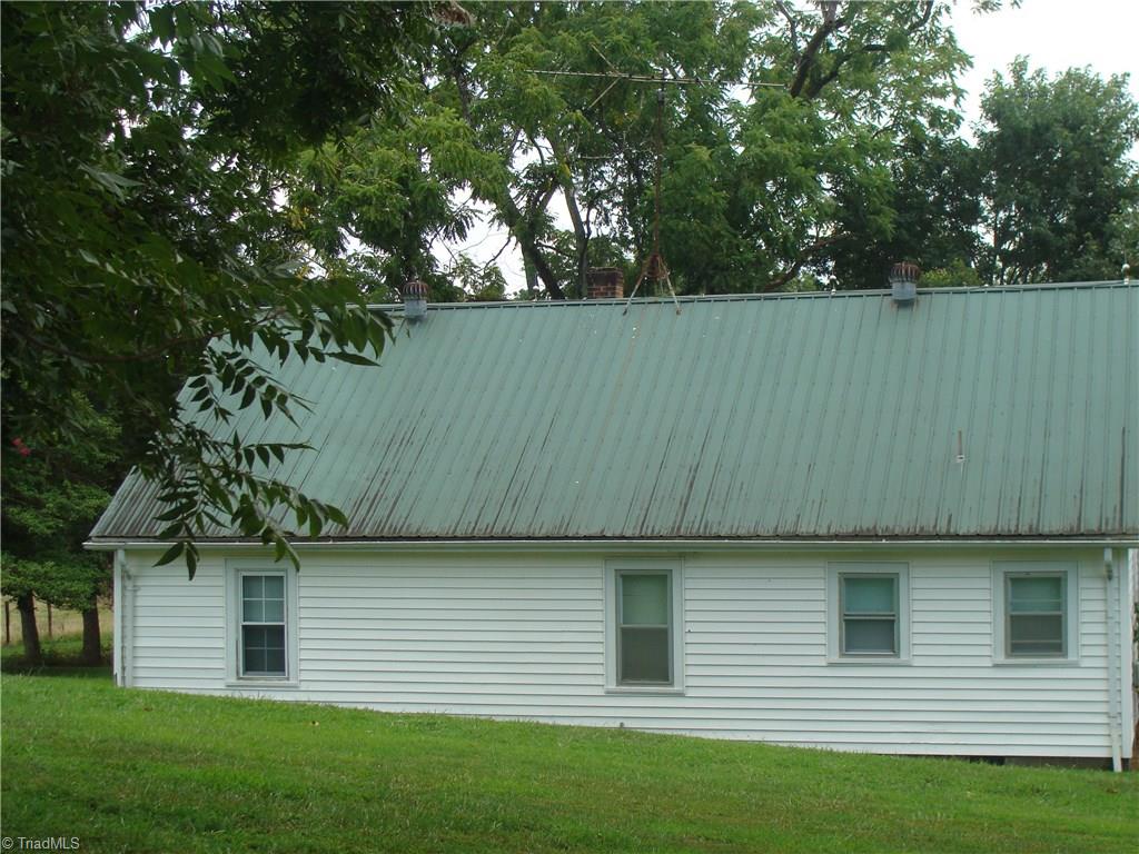 5111 Traphill Road Hays, NC 28635 - Photo 5 of 30 Gallery Image 5