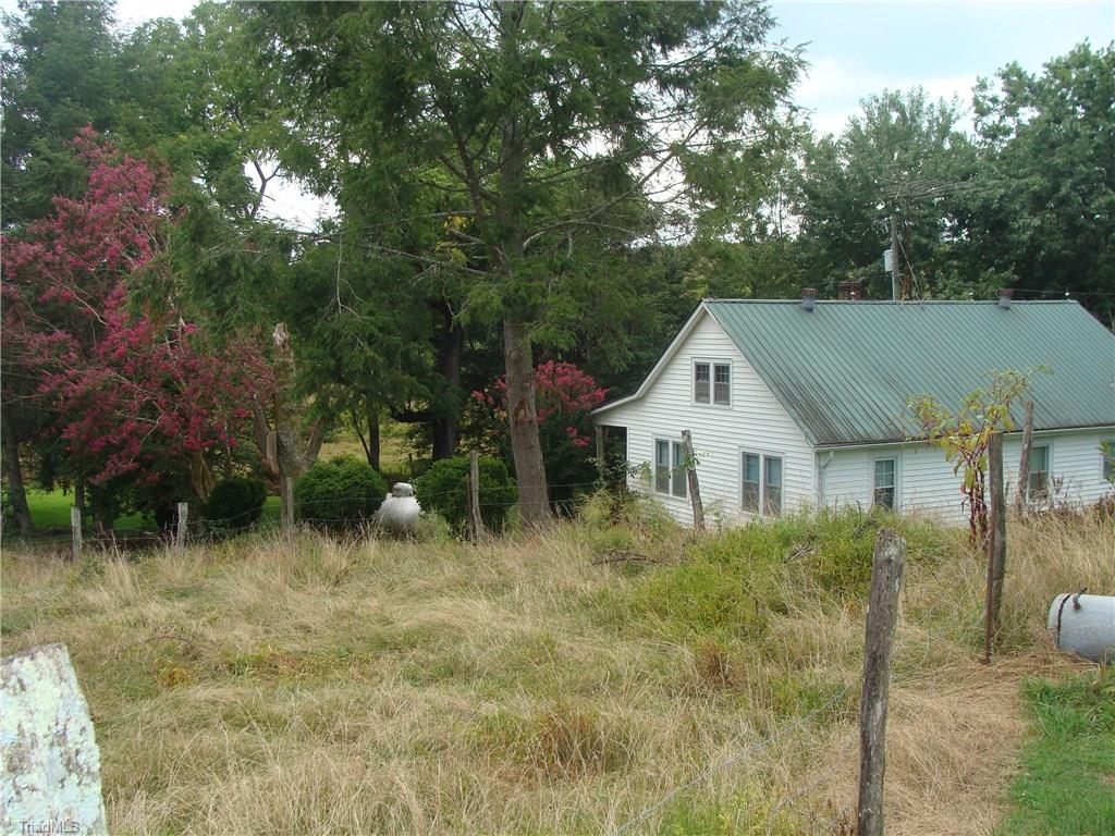 5111 Traphill Road Hays, NC 28635 - Photo 8 of 30 Gallery Image 8