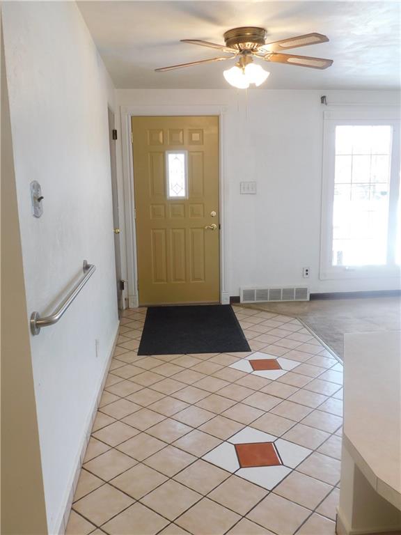 5273 Ranchview Drive Pittsburgh, PA 15236 - Photo 7 of 19 Gallery Image 7