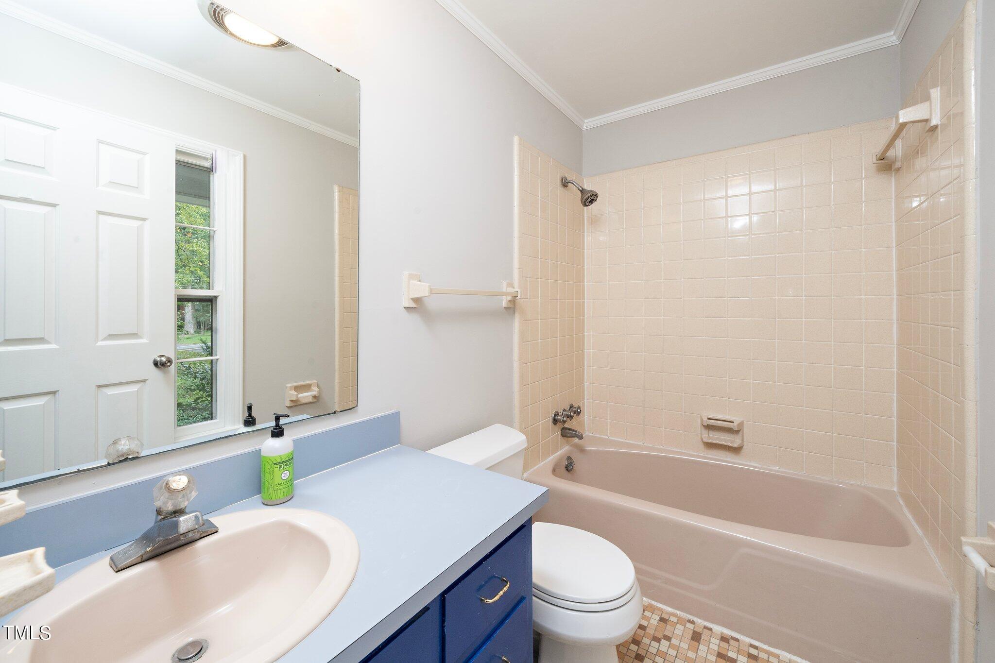 3809 Swarthmore Road Durham, NC 27707 - Photo 21 of 43 19-web-or-mls-3809 Swarthmore (14 of 43)