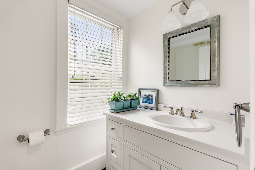 295 Concord Road Sudbury, MA 01776 - Photo 14 of 42