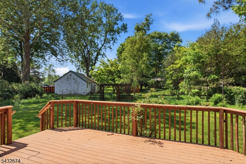 415 Village Road East West Windsor, NJ 08550 - Photo 26 of 33