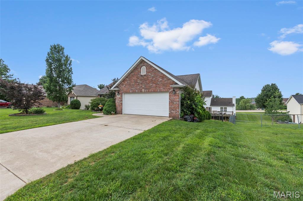 2513 Ridgeway Drive Jackson, MO 63755 - Photo 3 of 39