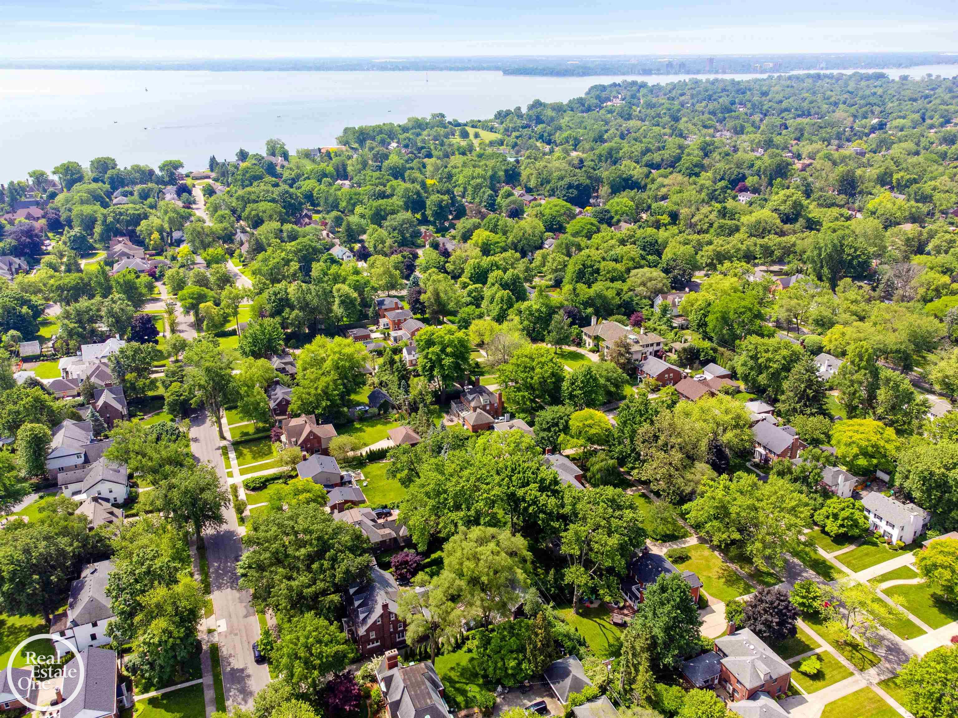 1022 Whittier Road Grosse Pointe, MI 48230 - Photo 50 of 57 50144971-a77609bd-b9f6-4038-a20e-39aa5aabc701.JPG
