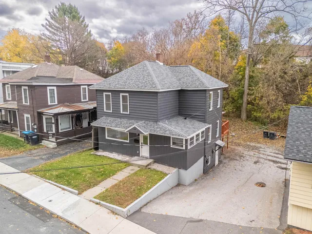 $269,000 | 19 Warren Street, Barre, VT 05641