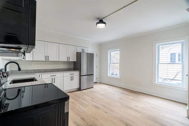 $269,000 | 19 Warren Street, Barre, VT 05641