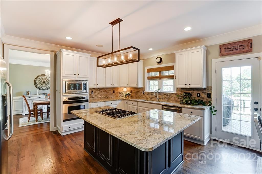15634 Aberfeld Road Huntersville, NC 28078 - Photo 10 of 48 Gallery Image 10