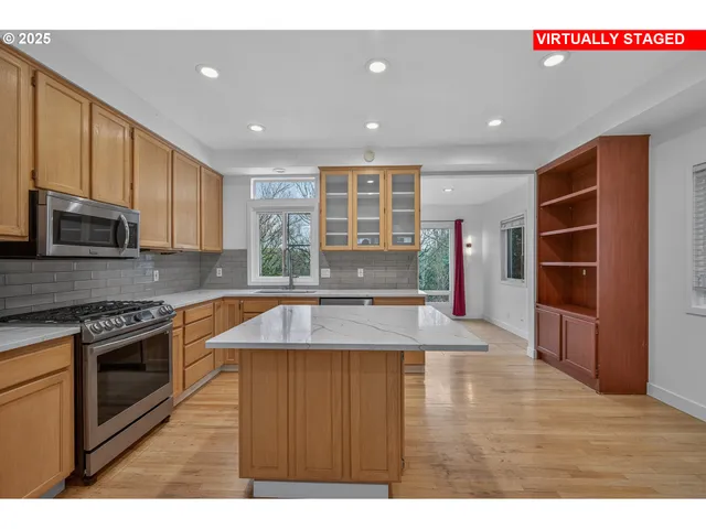 $620,000 | 6624 South Virginia Avenue, Portland, OR 97239