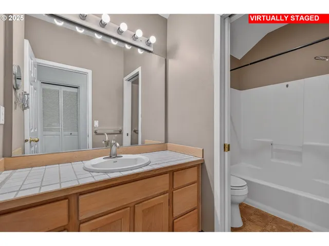 $620,000 | 6624 South Virginia Avenue, Portland, OR 97239