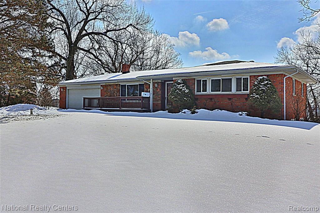 8290 Bergin Road Howell, MI 48843 - Photo 46 of 47