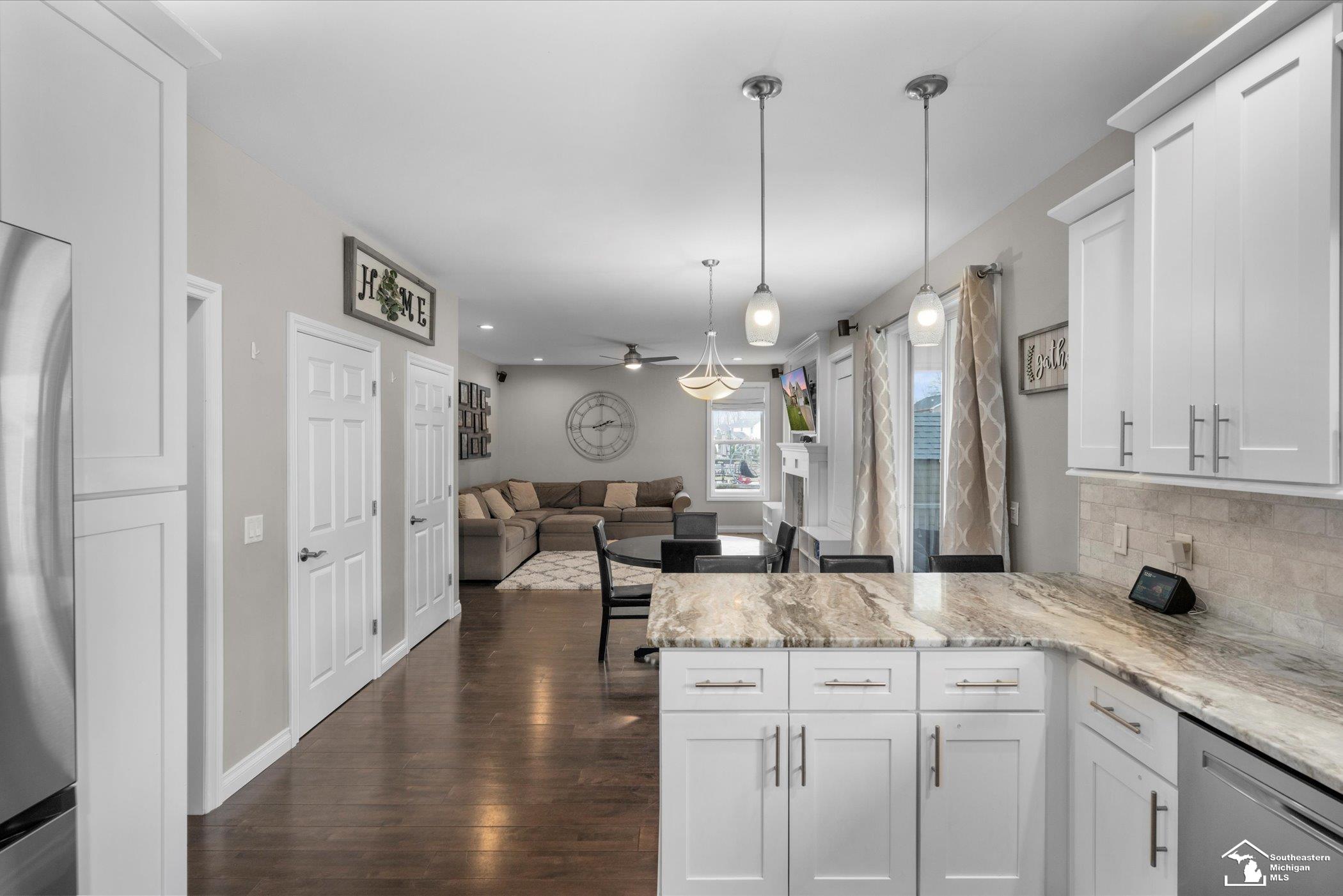 6905 Deer Ridge Temperance, MI 48182 - Photo 8 of 35 Gallery Image 8
