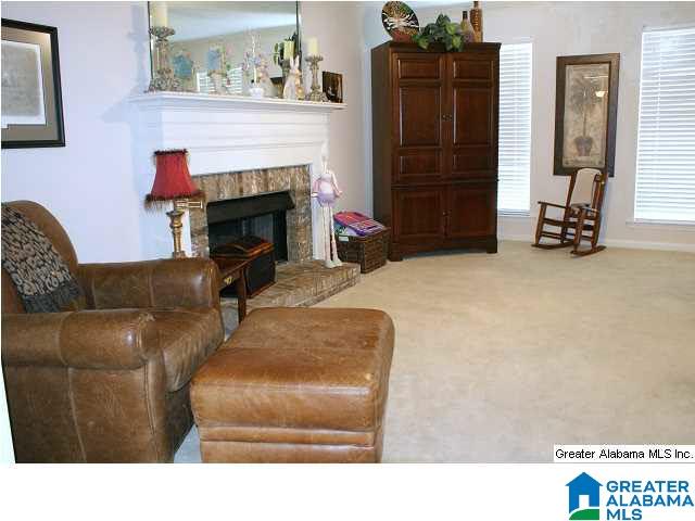 200 Warwick Lane Alabaster, AL 35007 - Photo 7 of 16