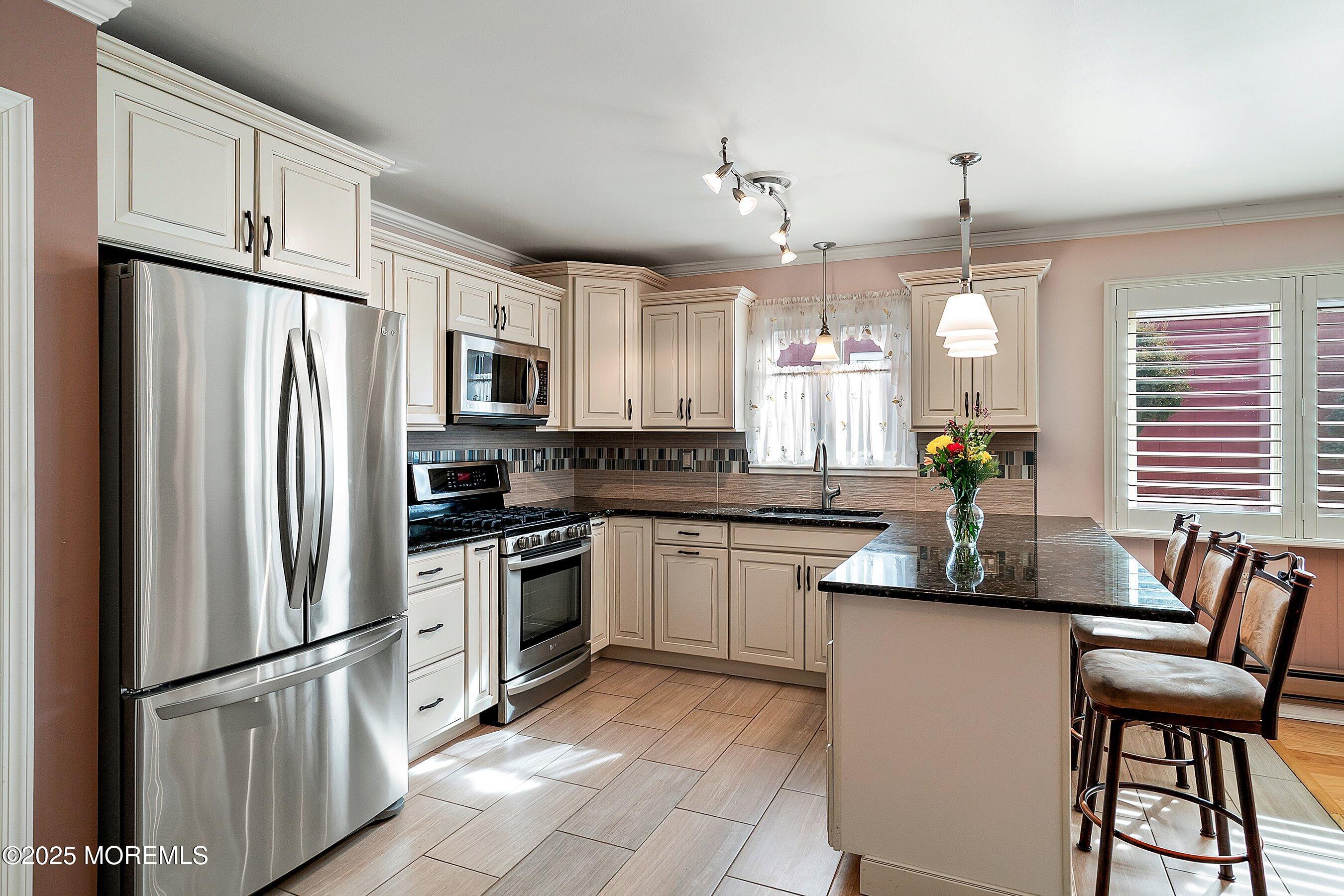 40 Watkins Road Brick, NJ 08724 - Photo 4 of 39 08-Kitchen 1B