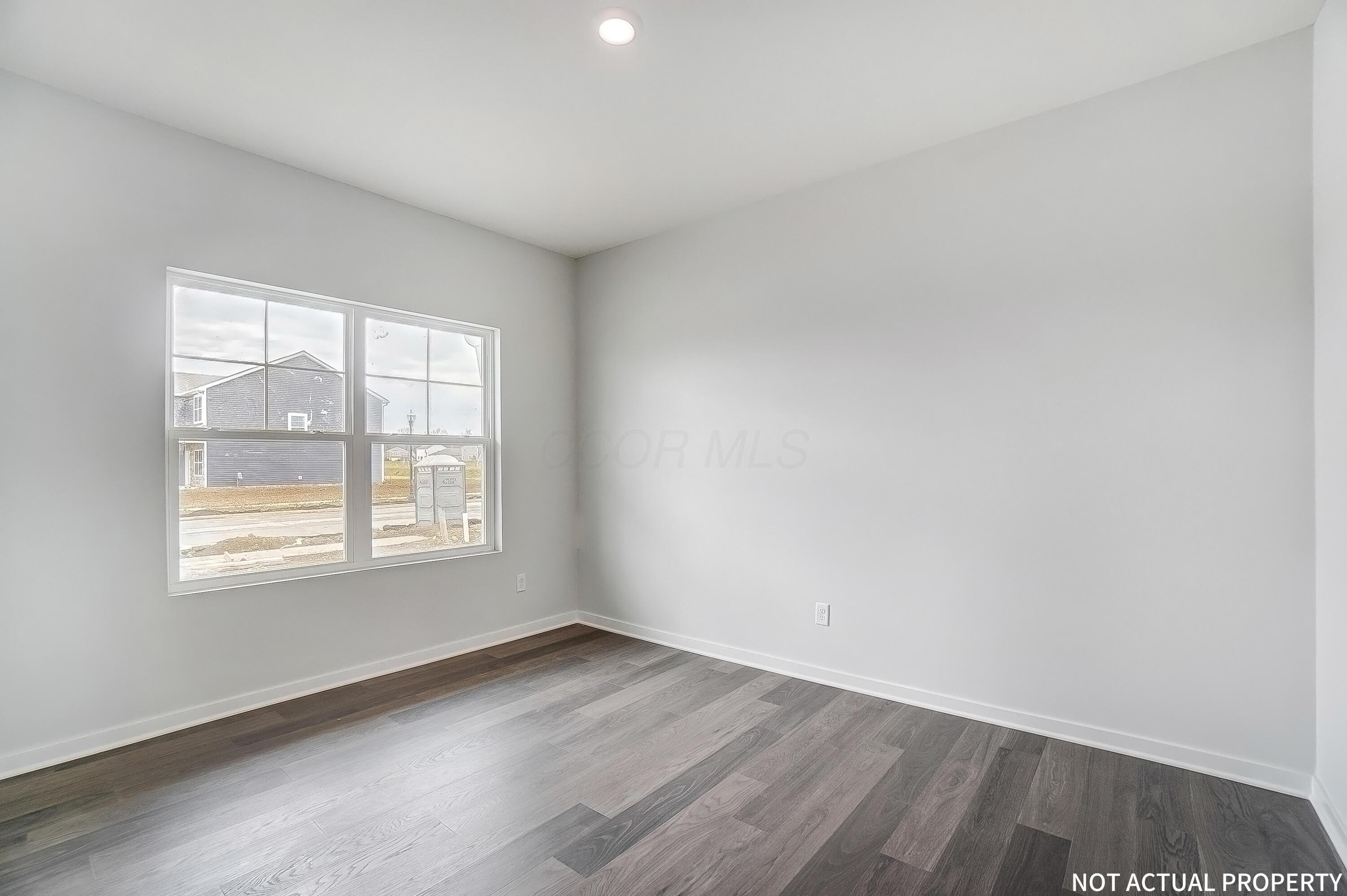 2245 Overlook Way Newark, OH 43055 - Photo 6 of 31 5 Undecorated Flex Area