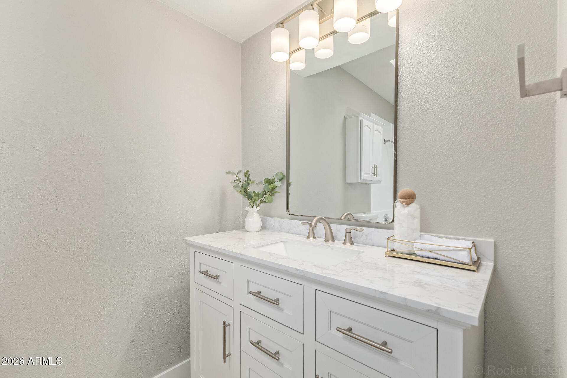 11804 North 37th Way Phoenix, AZ 85028 - Photo 19 of 32 24 - 37th