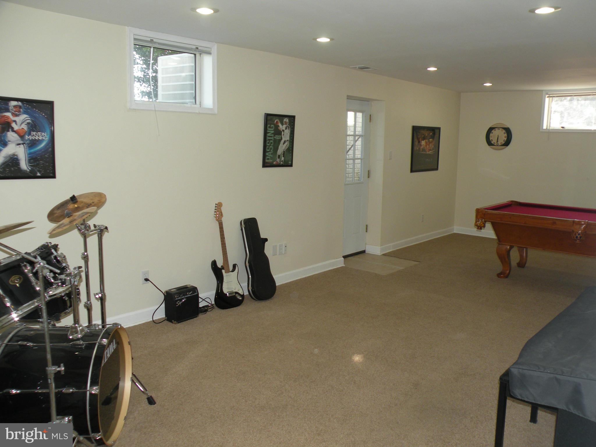 3231 Breckenridge Way Riva, MD 21140 - Photo 25 of 30 a view of a room with gym equipment