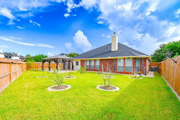$2,800 | 7011 Bedias Creek Court, Richmond, TX 77407