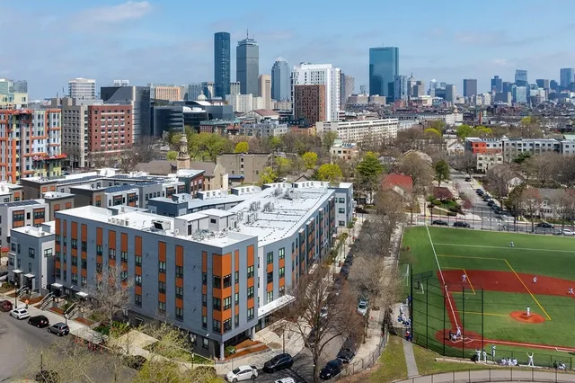 a picture of city view