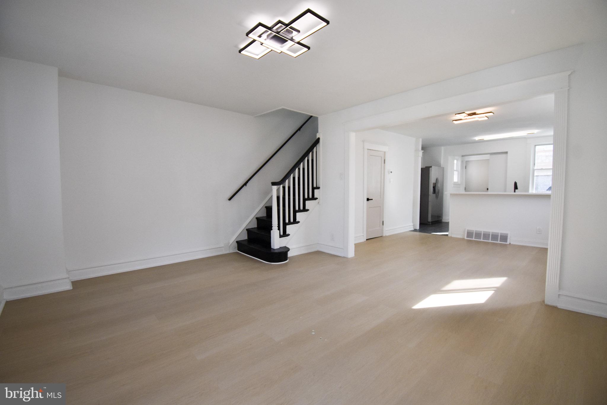 247 Heather Road Upper Darby, PA 19082 - Photo 1 of 26