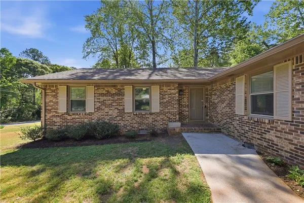 $287,500 | 5569 Shadow Rock Drive, Lithonia, GA 30058