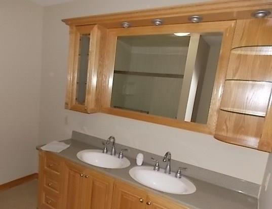 5540 Thompson Road Indianapolis, IN 46221 - Photo 8 of 11 Gallery Image 8